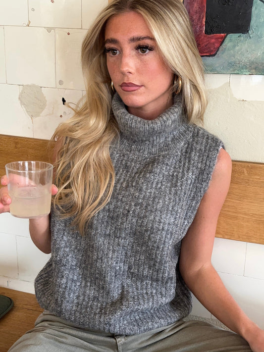 Thalia knitted turtleneck vest - Grey