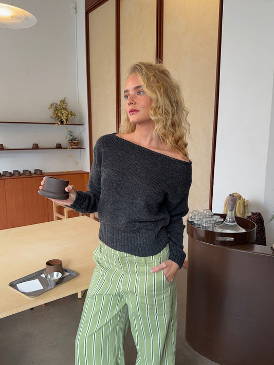 Loni one shoulder knit sweater in wool – Grey