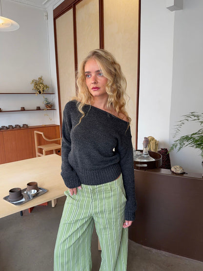 Loni one shoulder knit sweater in wool – Grey