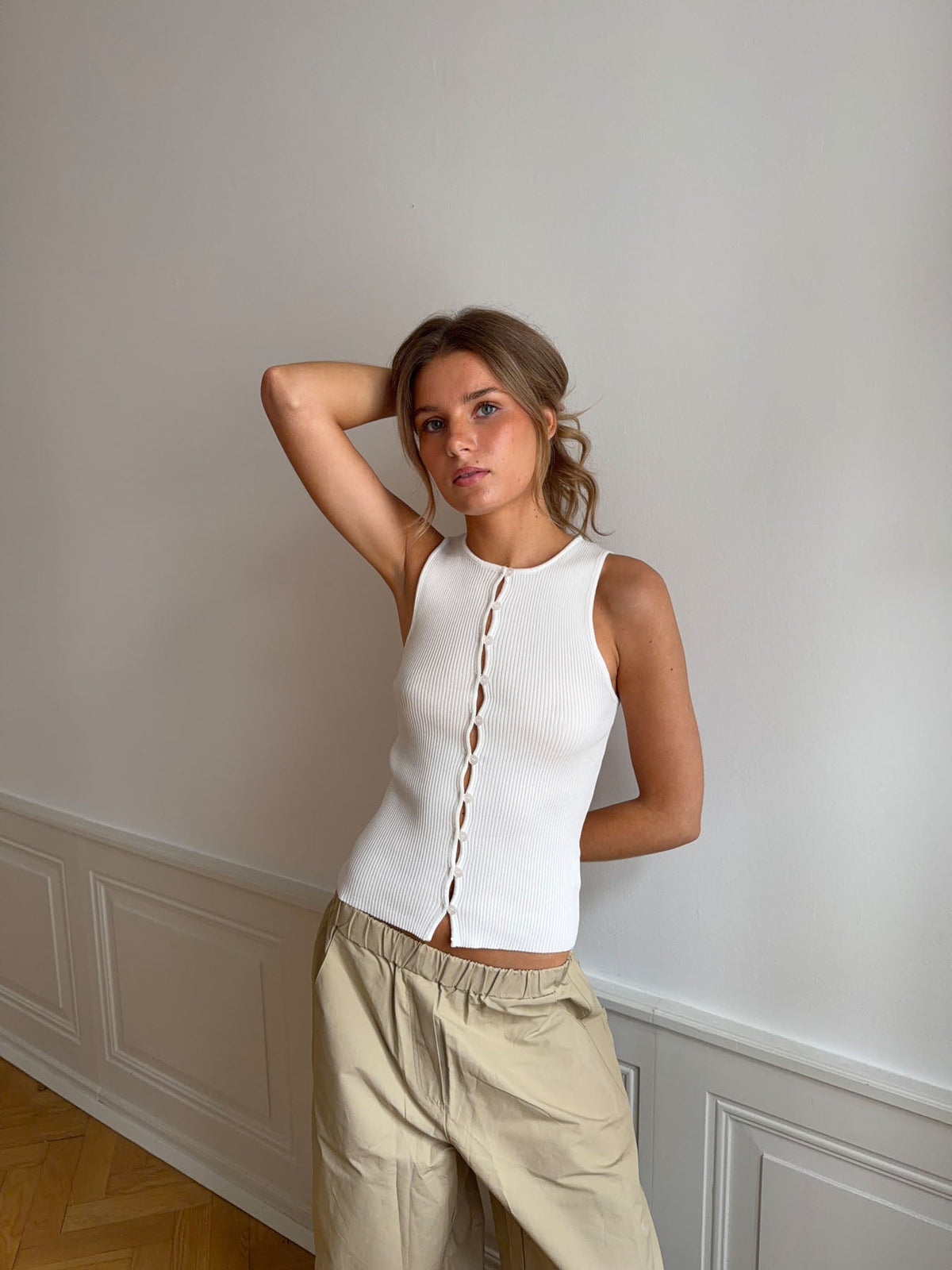 Lali top with buttons – White